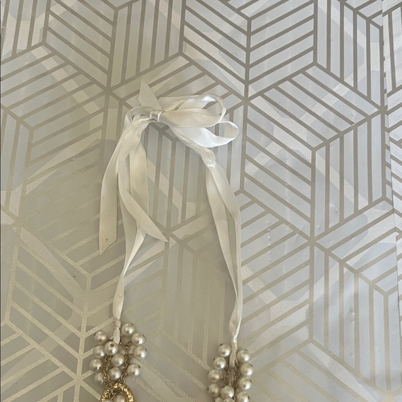 Plunder Gold and White Pearl Necklace - Picture 3 of 4